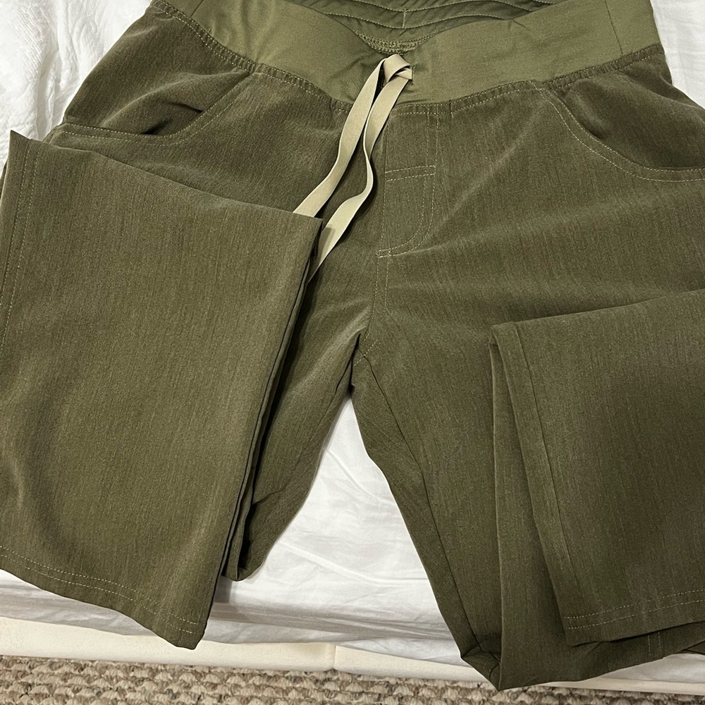 Figs scrub pants